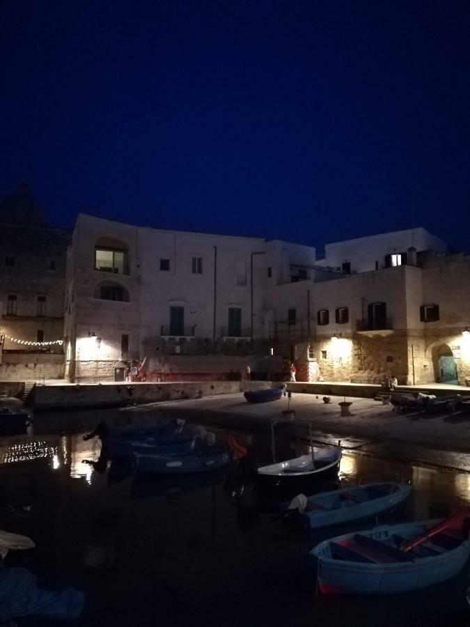 La Casetta Vico San Leonardo Monopoli Exterior foto