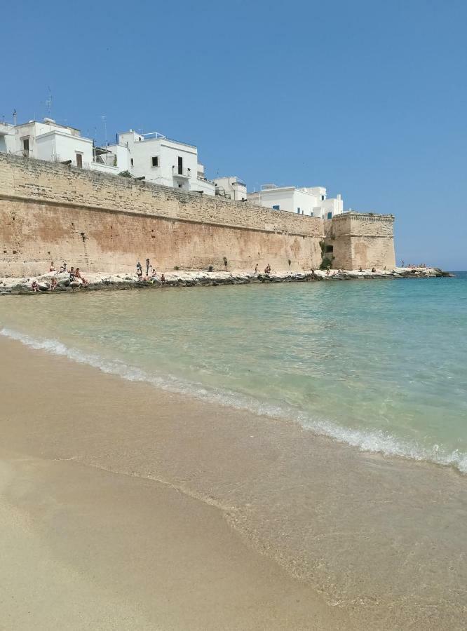 La Casetta Vico San Leonardo Monopoli Exterior foto